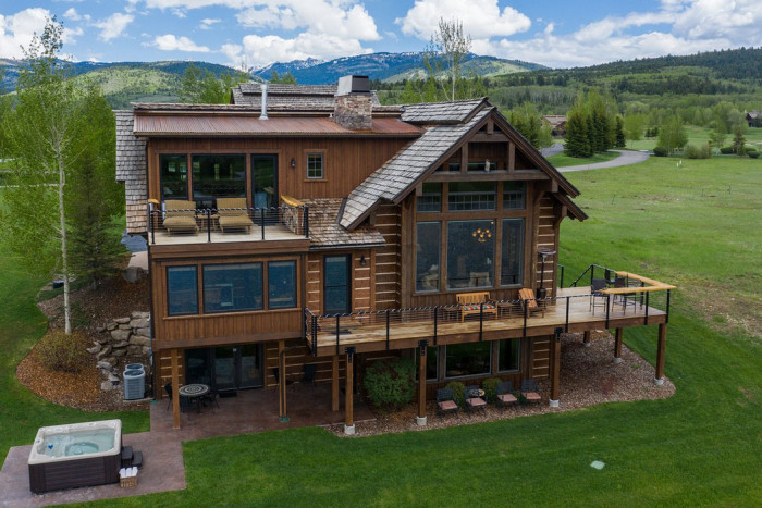 The Lodge at Bronze Buffalo Ranch — Victor, ID